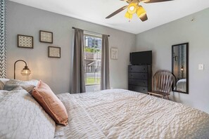 3 bedrooms, individually decorated, individually furnished, free WiFi