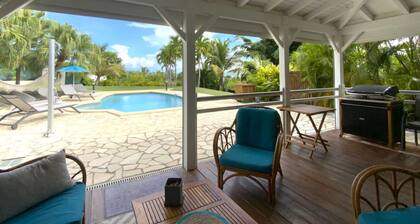 Villa Wan, modern Creole villa with view of Marie Galante in Saint François