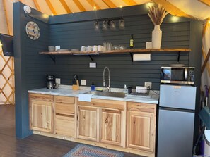 Fridge, microwave, coffee/tea maker, electric kettle
