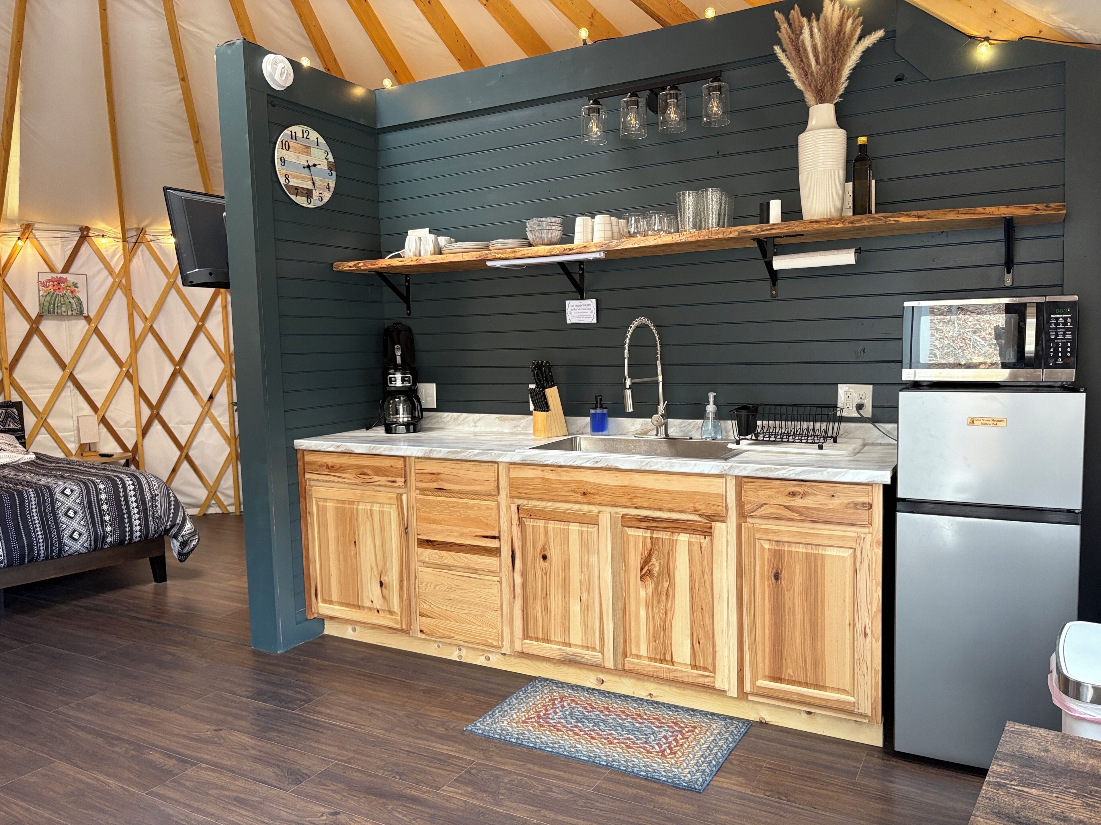 Fridge, microwave, coffee/tea maker, electric kettle