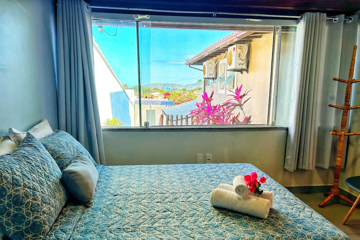Chalet Supérieur, 2 chambres, vue partielle sur la mer