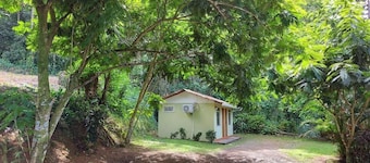 Hostal Y Cabinas Anita