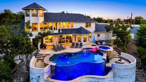 Pool - Hillside Infinity Pool Retreat (Austin)