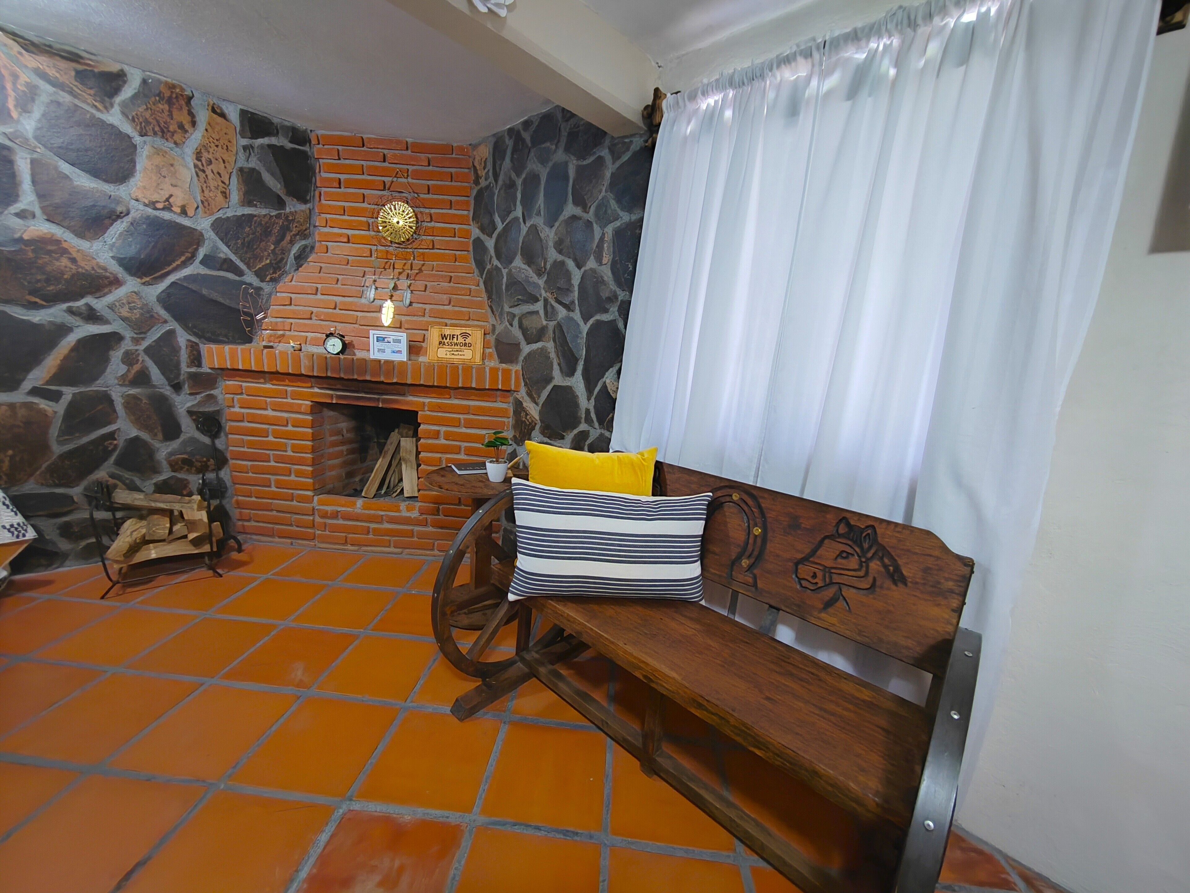 Double Room | Free WiFi, bed sheets