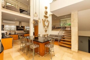 Dining - Saules Villa. Luxury, spacious 5 bedroom villa (Playa del Carmen)