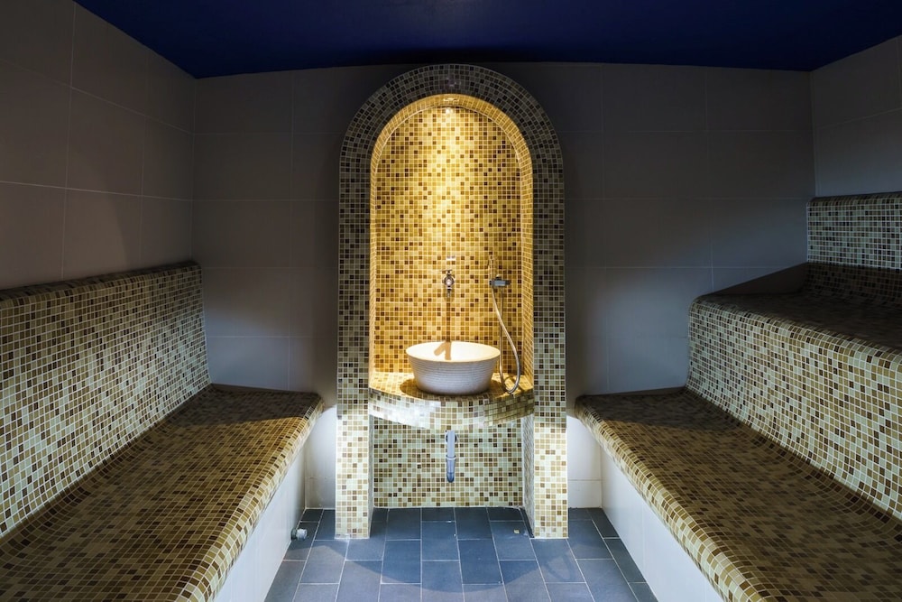 3 Star Hotels