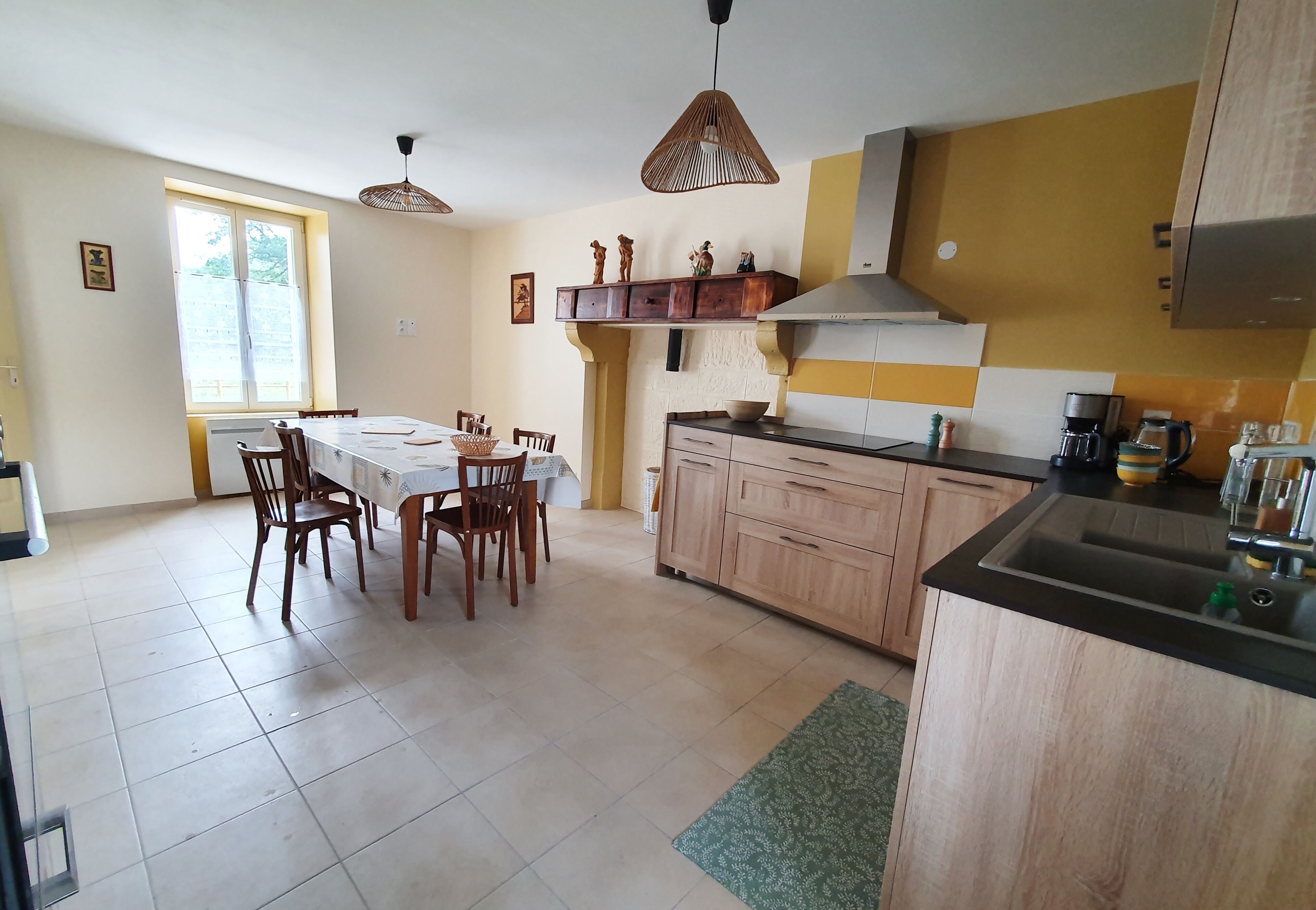 Frigorifero, forno, piano cottura, lavastoviglie