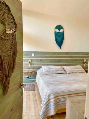 1 bedroom, in-room safe, iron/ironing board, free WiFi