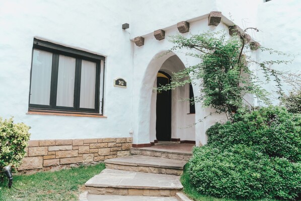 Front of property - Anden Espejo (Mendoza)