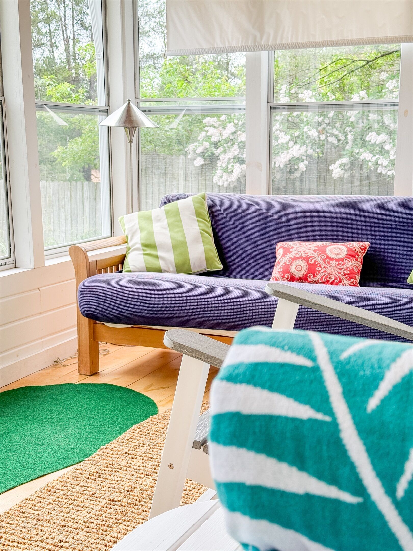 Een smart-tv en een open haard