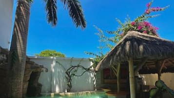 2 phòng ngủ, minibar, trang trí khác biệt