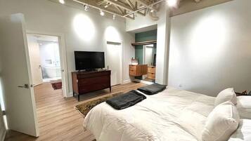 2 makuuhuonetta, silitysrauta/-lauta, Wi-Fi, vuodevaatteet