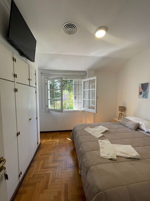 Classic Double Room | Free WiFi - Casabella Bed & Breakfast (Mendoza)