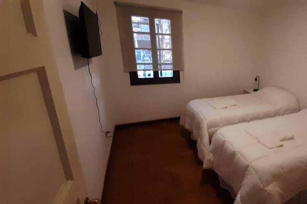 Habitación estándar con 2 camas individuales | Wifi gratis