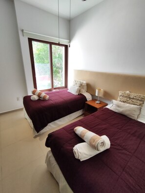 3 bedrooms, WiFi, bed sheets - Our beautiful, luxury villa is the ideal location for a tranquil jungle getaway. (Akumal)