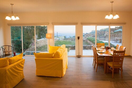 Beautiful Ocean views at Quinta la Mexicana 10 ppl

