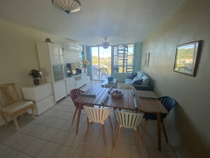 Interior - Family friendly place for those looking for adventure, beach, and great food! (Ceiba)