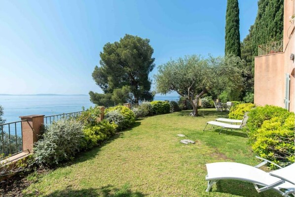 Property grounds - La Malpagne Villa 400m2 Pieds Dans L'eau (Rayol-Canadel-sur-Mer)