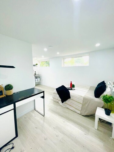 Centrally located newly renovated studio Suite