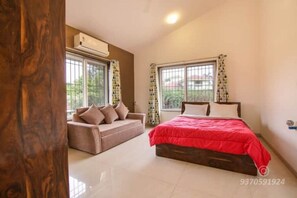 5 bedrooms, WiFi - 5BHK Pool villa with scenic view @lonavala (Lonavala)