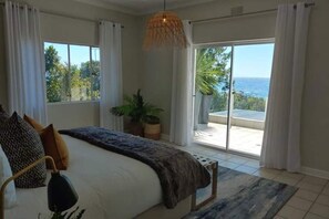 1 bedroom, WiFi - The Bungalow by Raw Africa Boutique Collection (Plettenberg Bay)