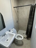 Room, 1 King Bed, Smoking, Garden View | Free WiFi, bed sheets