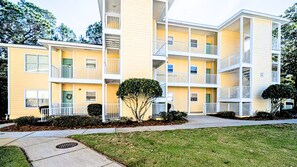 Exterior - Dog Friendly, Snowbird Ready, Near Sandestin + Baytowne Wharf (Miramar Beach)