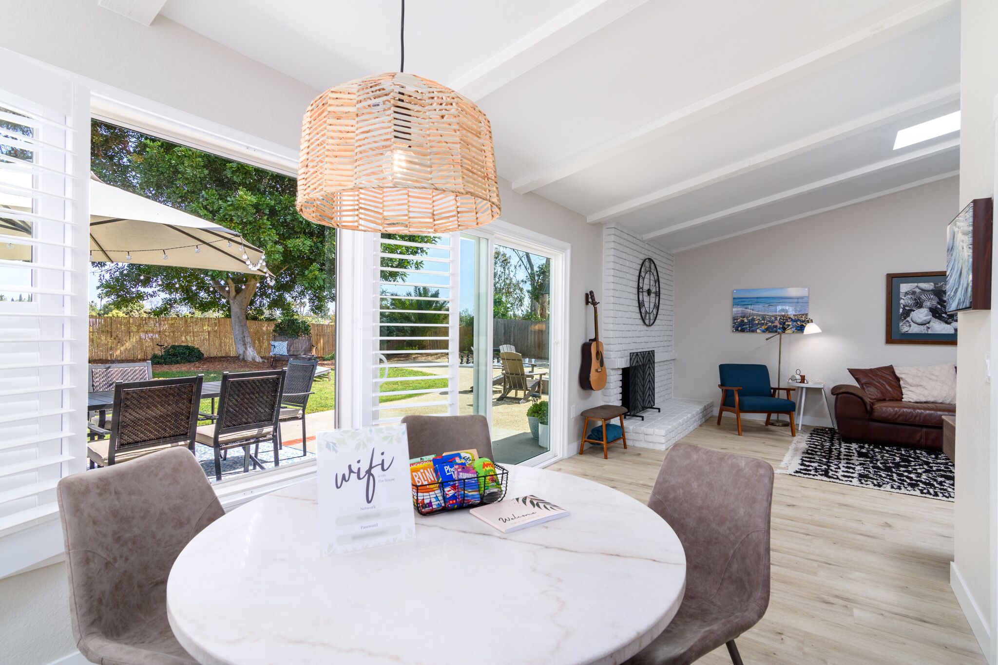 المنشأة من الداخل