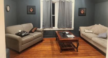 Stylish and cozy home away from home.
Located in Central meriden