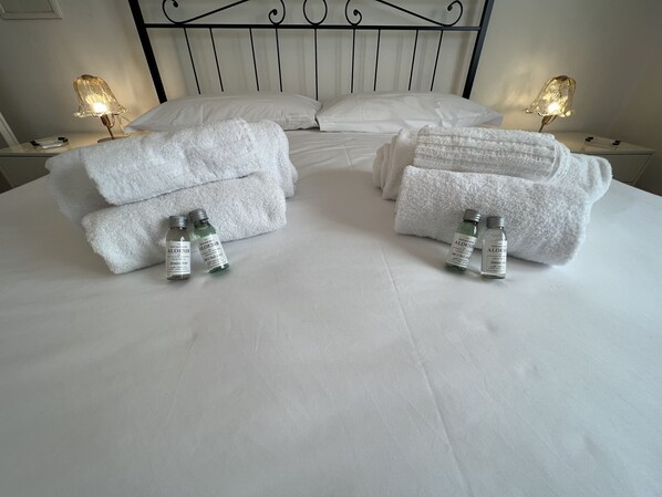 2 Schlafzimmer, Bügeleisen/Bügelbrett, WLAN, Bettwäsche