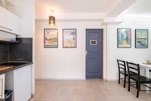 Fridge, microwave, oven - Zen Room/Little Italy/Ocean (Mérignac)