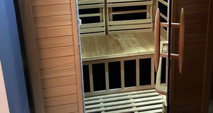 3BR TANNING BED/SAUNA/HOTTUB 3.9 miles to NOTRE DAME