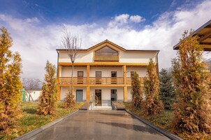 Fachada de la propiedad