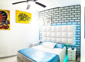 3 عدّة غرف نوم وواي فاي مجانًا وملاءات أسرّة