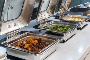 Daily buffet breakfast for a fee