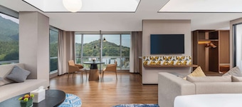 Hilton Garden Inn Huzhou High-Speed Railway Station