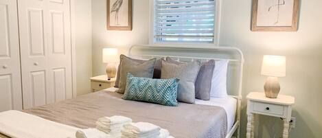 2 dormitorios, tabla de planchar con plancha, wifi gratis y ropa de cama