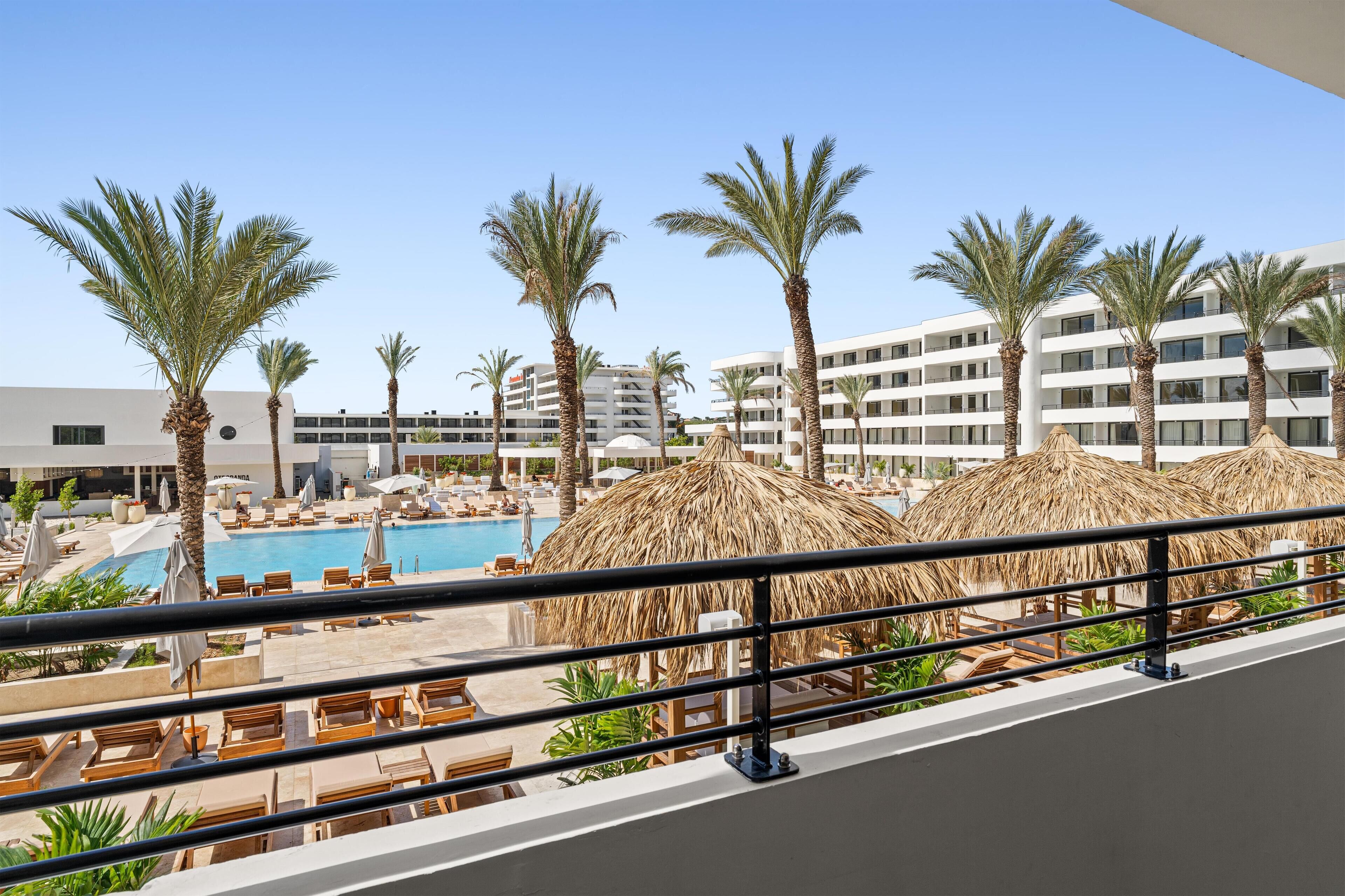 Deluxe kamer, 1 kingsize bed, gedeeltelijk uitzicht op oceaan | Kameruitzicht