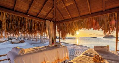 The Rif at Mangrove Beach Corendon Curacao All-Inclusive, Curio by Hilton