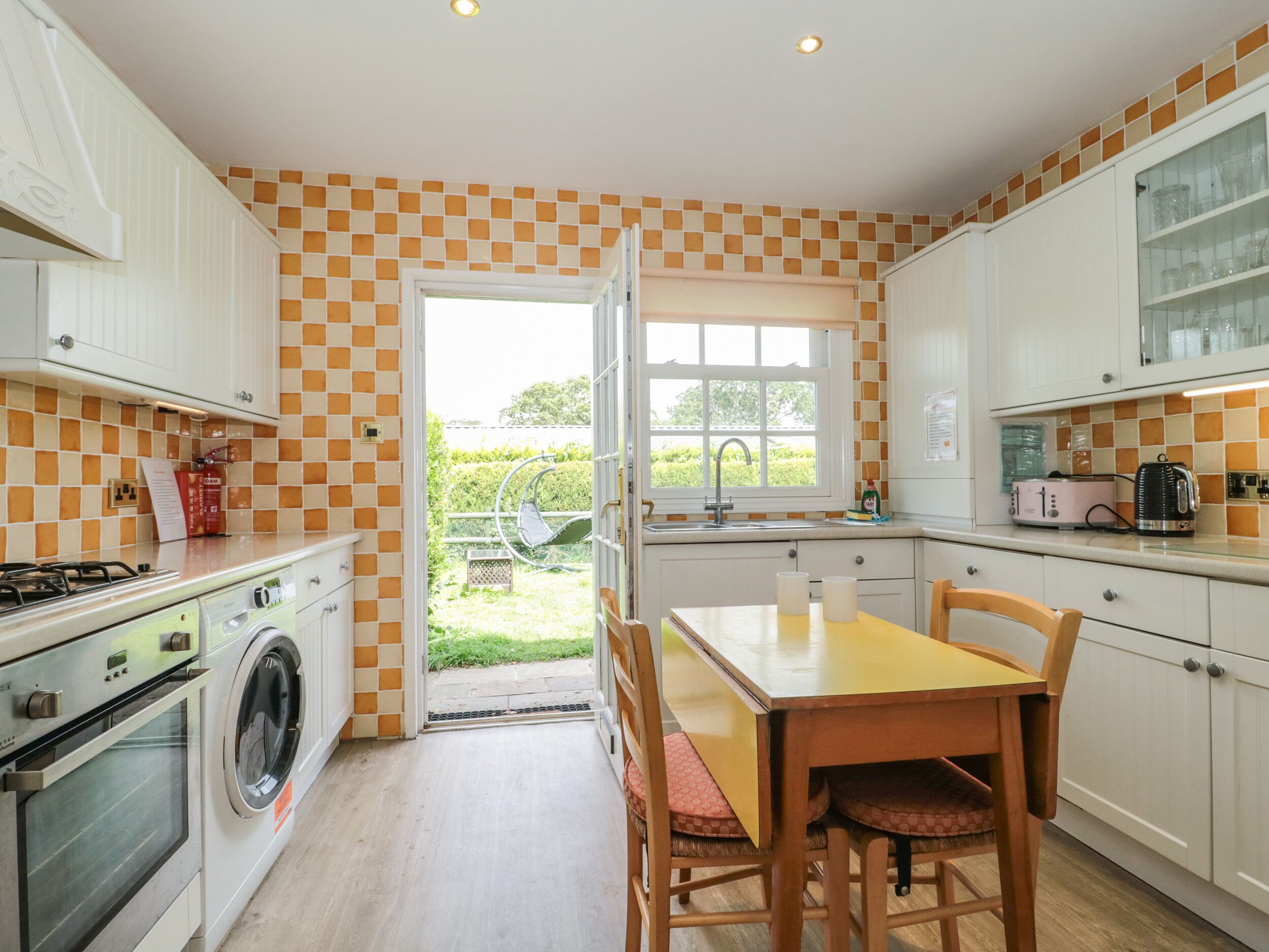 Fridge, dishwasher, electric kettle, toaster