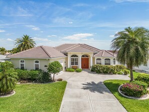 Exterior - Villa Haze – Private Pool, Hot Tub & Backyard Oasis near Fort Myers Beaches (Cape Coral)
