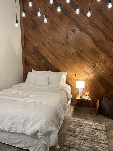 Studio Apartment Perfect for Two off Lake Burton near Clayton, GA and Helen, GA