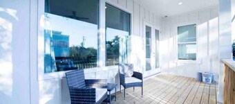 1-min walk to beach! Newly built! RELAXING Beach Vacation!BeachBLISS