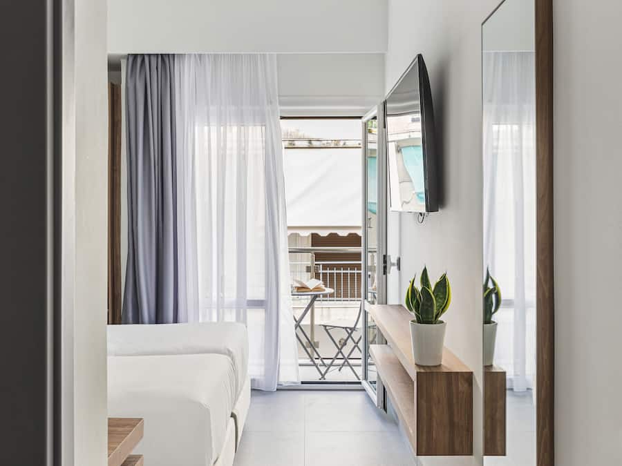 The Q Classic | Free minibar, blackout drapes, soundproofing, free WiFi