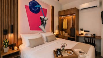 The Super Q | Free minibar, blackout drapes, soundproofing, free WiFi