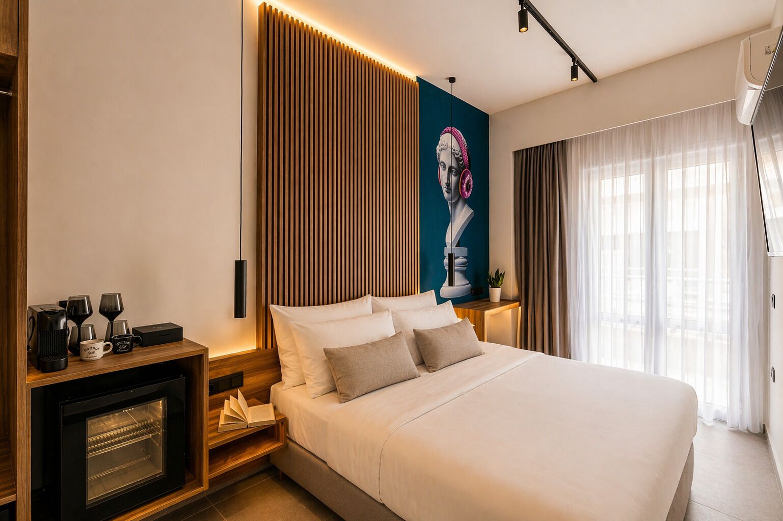 The Q Classic | Free minibar, blackout curtains, soundproofing, free WiFi