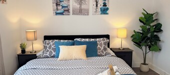 Modern Private Share Bedroom Bus stop to NYC