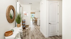 Resortwoning, meerdere bedden, keuken, uitzicht op tuin | Interieur