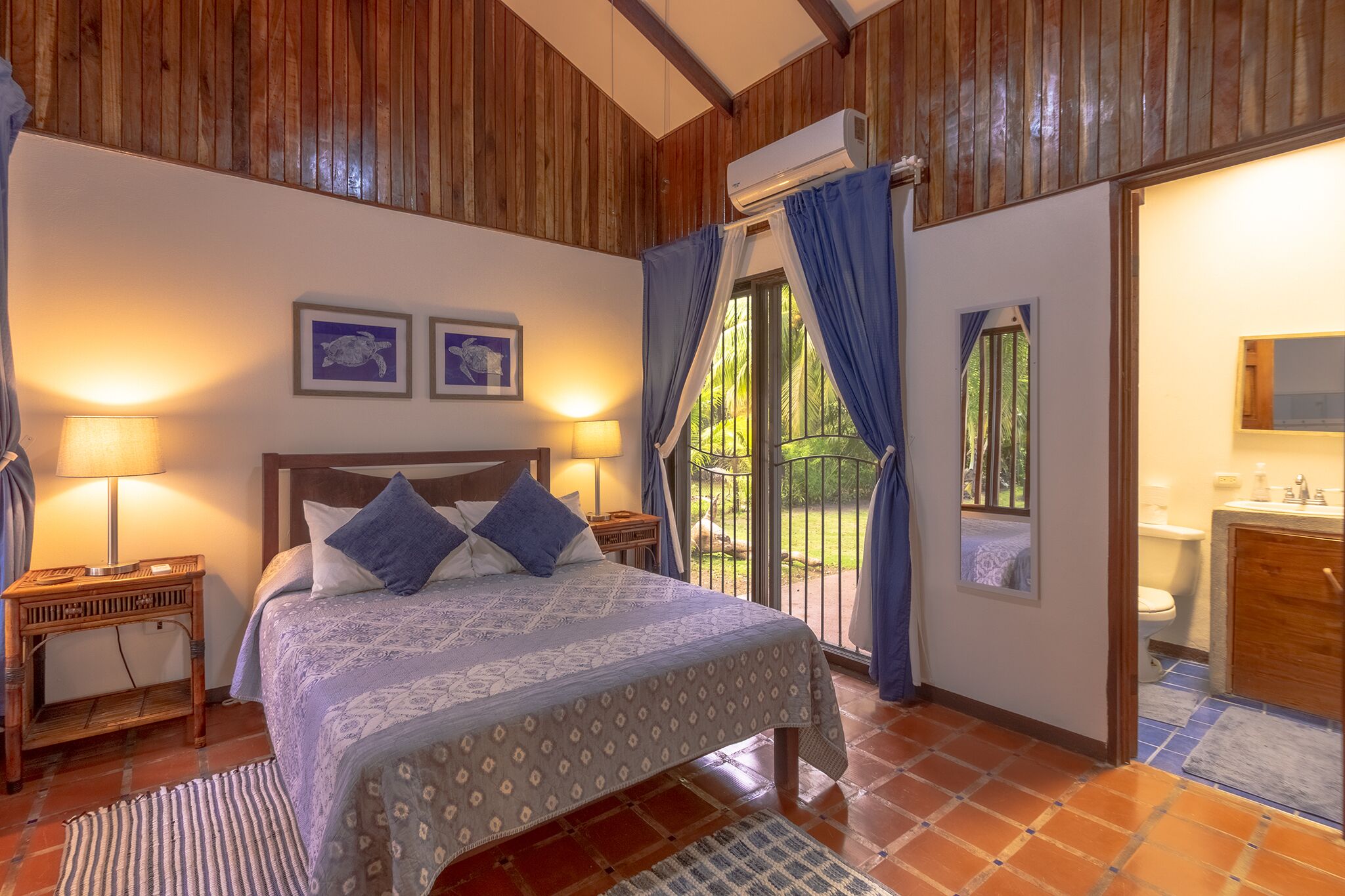 4 bedrooms, in-room safe, free WiFi, bed sheets