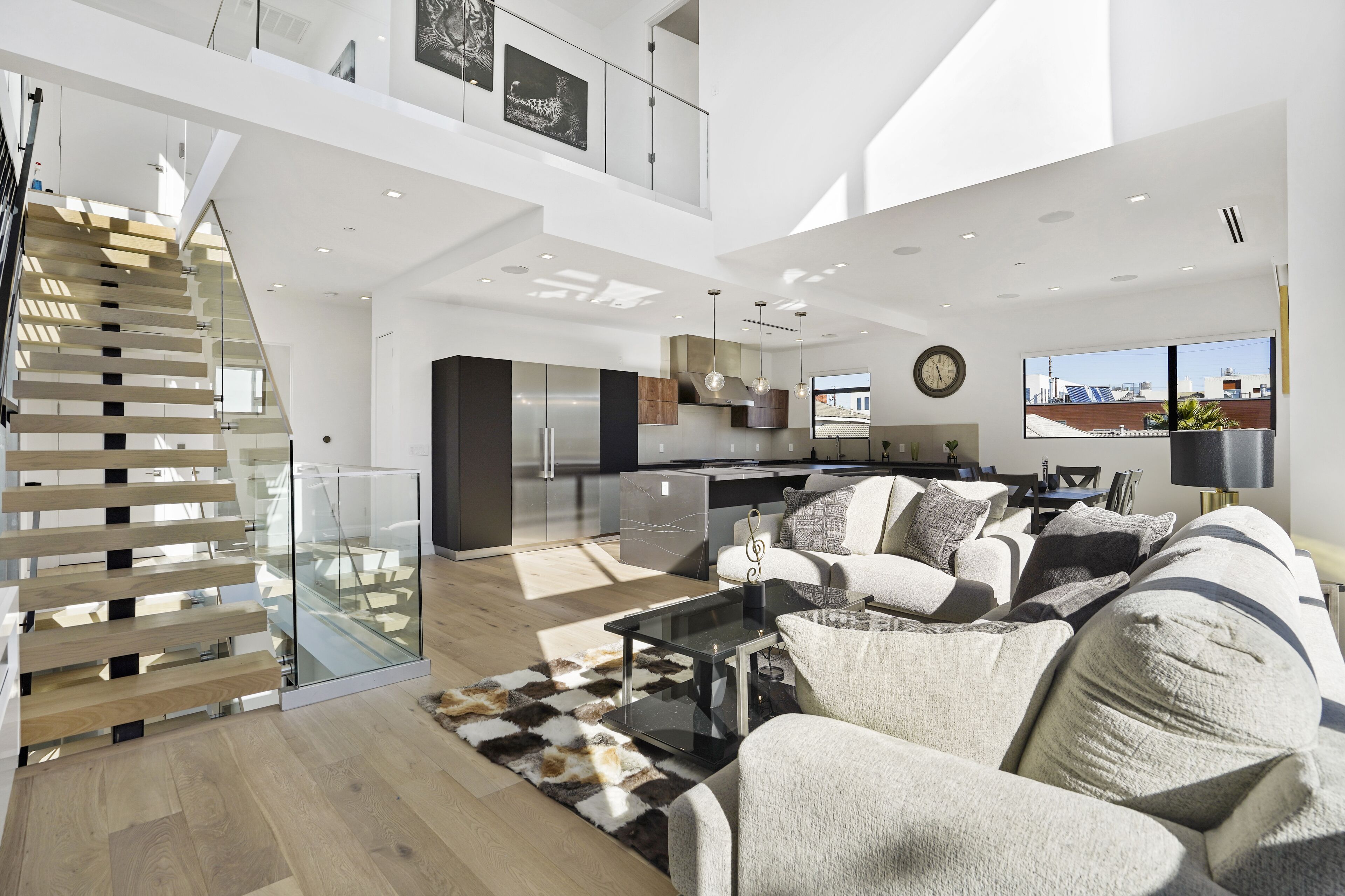 West LA Modern Dream Home - Prime Location - New Build